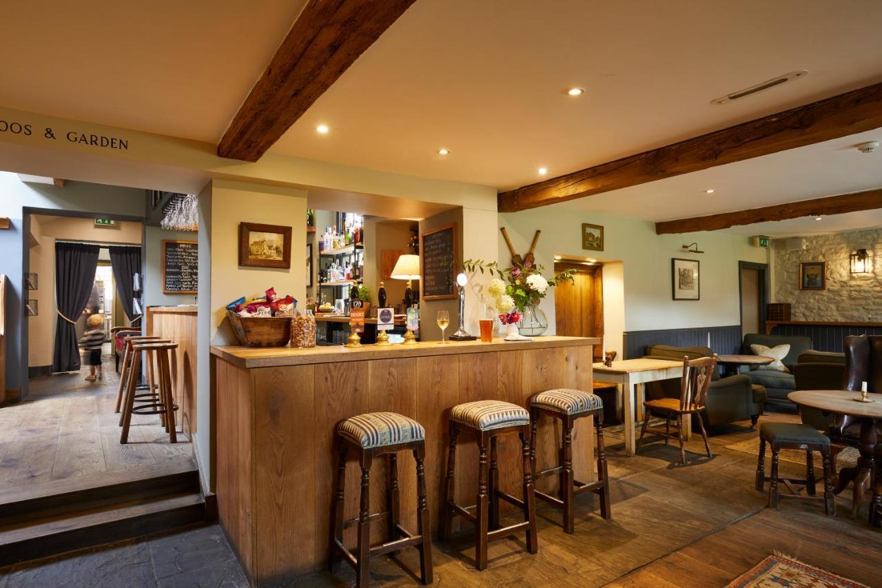Hotel The Kingham Plough Esterno foto