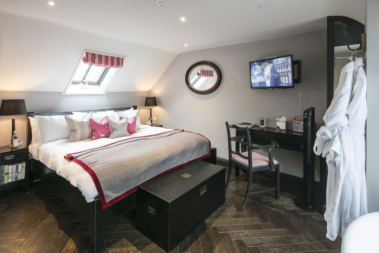Hotel The Kingham Plough Esterno foto