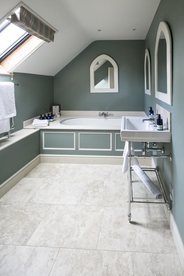Hotel The Kingham Plough Esterno foto